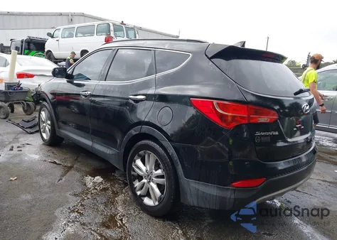 2013 Hyundai Santa Fe Sport 2.0T z USA, uszkodzony, nr VIN 5XYZU3LA0DG088856